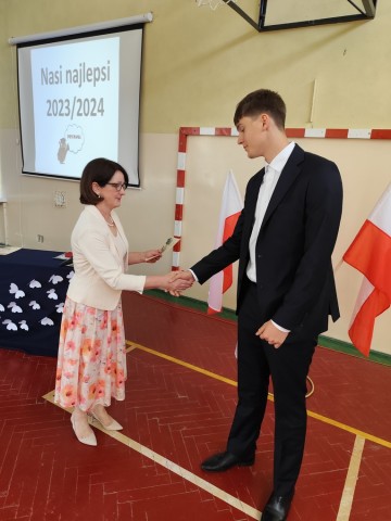 zakonczenieroku24nr11.jpg