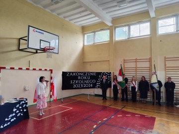 zakonczenieroku24nr2.jpg