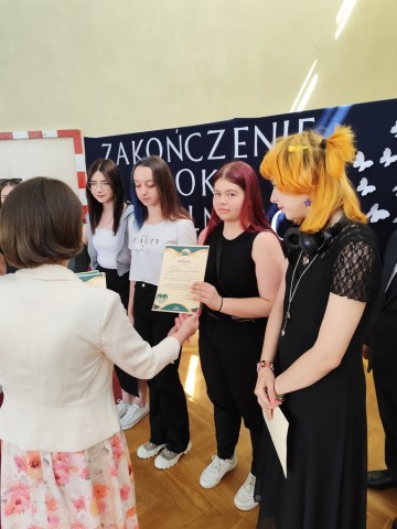 zakonczenieroku24nr9.jpg